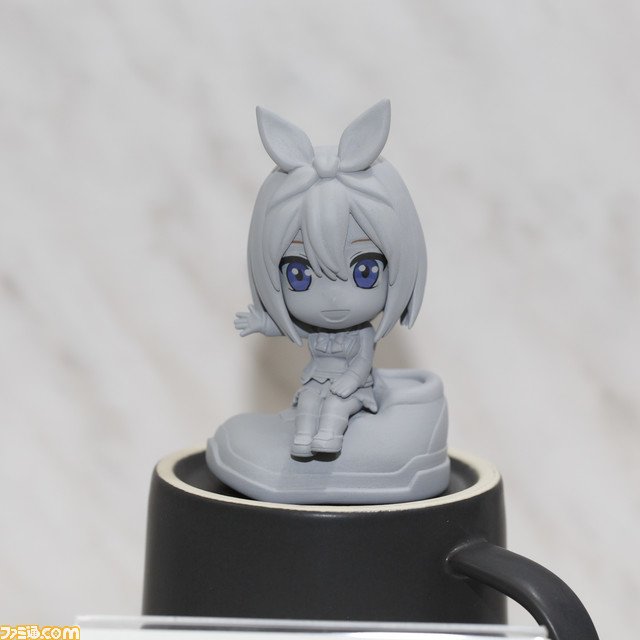 キャッシュレス決済機能付きのフィギュア“きゃらぺいっ!”が初公開。サンリオキャラのほか、『五等分の花嫁』や『呪術廻戦』のフィギュアも発表