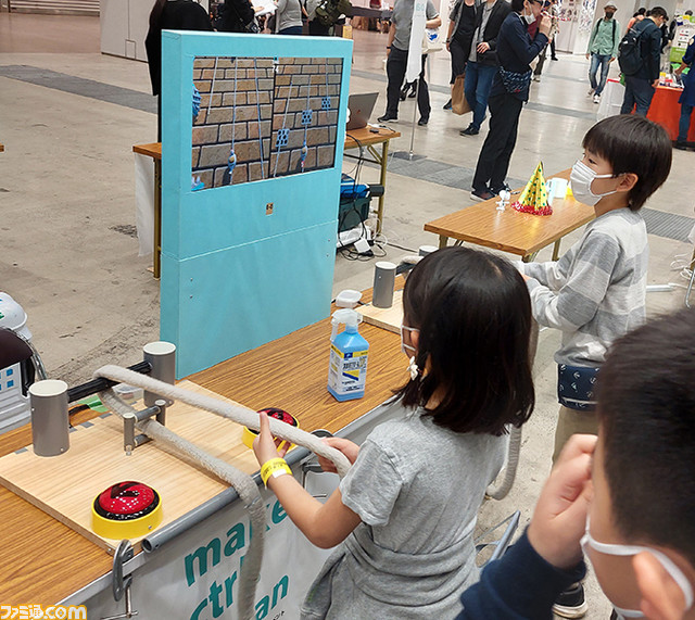 【BitSummit】アイスの棒やブランデーグラスがゲームコントローラーに⁉　変わったコントローラーのイベント“メイク・コントロール・ジャパン3”が開催