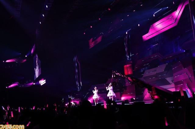 『シャニマス』対バンライブ“セツナビート”1日目リポート。アルストが『Happy Funny Lucky』、放クラが『ハピリリ』を披露するなど、シャッフルパートでアイドルたちの新たな魅力を映し出す