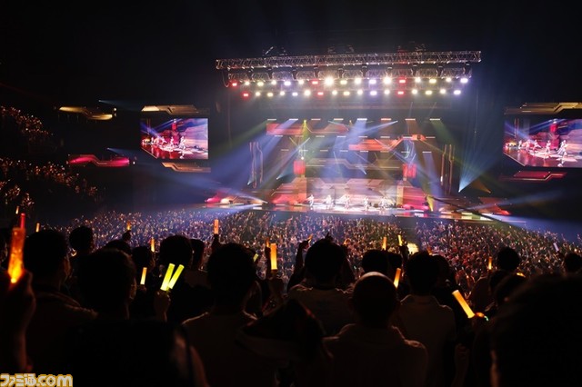 『シャニマス』対バンライブ“セツナビート”1日目リポート。アルストが『Happy Funny Lucky』、放クラが『ハピリリ』を披露するなど、シャッフルパートでアイドルたちの新たな魅力を映し出す