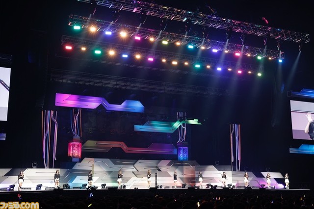 『シャニマス』対バンライブ“セツナビート”1日目リポート。アルストが『Happy Funny Lucky』、放クラが『ハピリリ』を披露するなど、シャッフルパートでアイドルたちの新たな魅力を映し出す