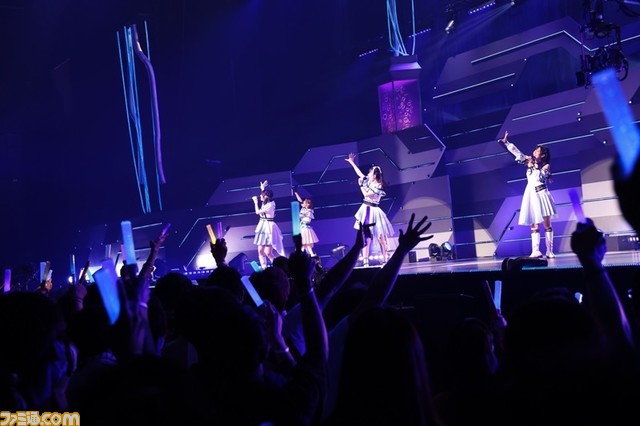 『シャニマス』対バンライブ“セツナビート”1日目リポート。アルストが『Happy Funny Lucky』、放クラが『ハピリリ』を披露するなど、シャッフルパートでアイドルたちの新たな魅力を映し出す