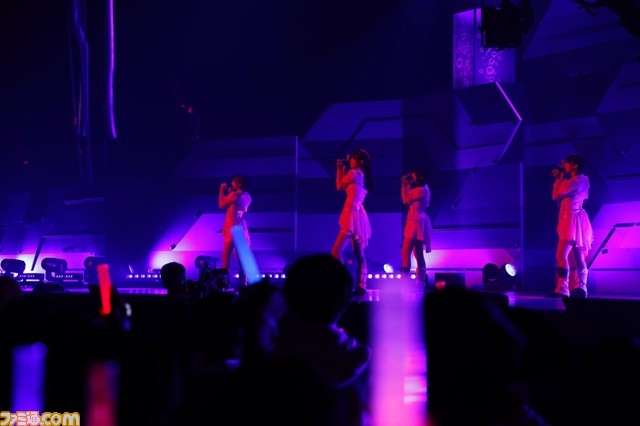 『シャニマス』対バンライブ“セツナビート”1日目リポート。アルストが『Happy Funny Lucky』、放クラが『ハピリリ』を披露するなど、シャッフルパートでアイドルたちの新たな魅力を映し出す