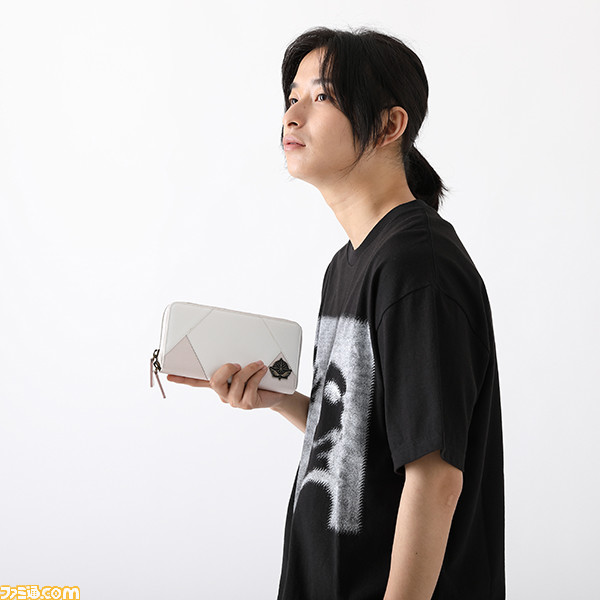 映画『まどマギ［新編］叛逆の物語』アルティメットまどか＆悪魔ほむらをイメージした腕時計・バッグ・⻑財布が登場。本日から予約受付開始