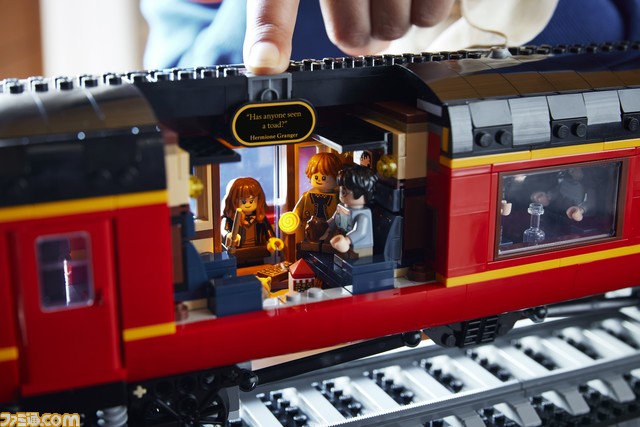 『ハリー・ポッター』ホグワーツ特急のハイクオリティなレゴが8月31日発売。9と3/4番線ホームのレプリカ、ハリーやロンのミニフィギュアも付属