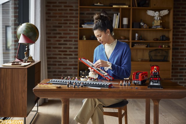 『ハリー・ポッター』ホグワーツ特急のハイクオリティなレゴが8月31日発売。9と3/4番線ホームのレプリカ、ハリーやロンのミニフィギュアも付属