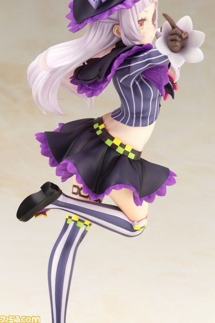 【ホロライブ】紫咲シオンのフィギュアが予約開始。おなじみの衣装を細かく再現しているほか、指からは黒魔術を放ちそう。ニヒヒ顔パーツにも注目!