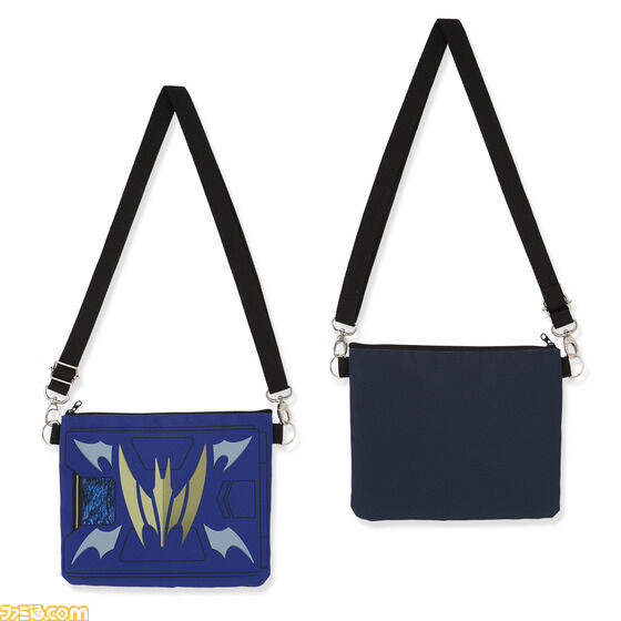 『仮面ライダー龍騎』カードデッキモチーフのサコッシュが予約受付中。龍騎サバイブ、ナイトサバイブ、ゾルダ、ライアの4種が登場