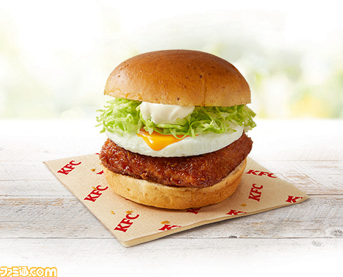 【ケンタッキー】“とろ~り月見サンド”が8/31より数量限定発売。濃厚なチェダーチーズを挟んだ“とろ~りチーズ月見フィレサンド”など全4種