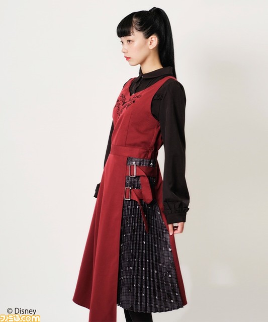 『キングダム ハーツ』20周年記念のワンピースとブルゾンがかわいい。ソラの衣装や鍵、王様のアイコンを取り入れたaxes femme POETIQUEのスペシャルアイテム