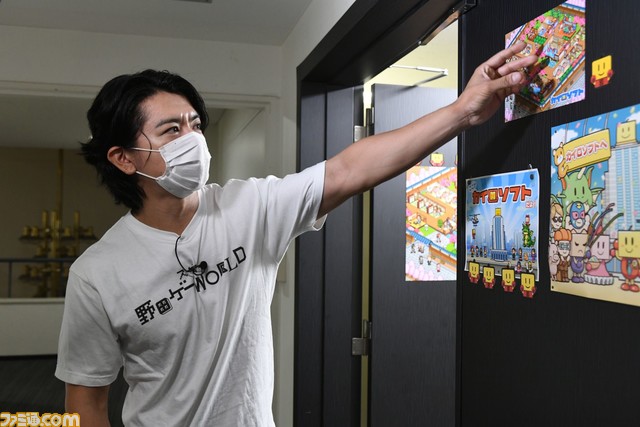 野田クリスタル氏、カイロソフトに訪問！ 『スーパー野田ゲーWORLD』で追加予定の“THE 芸人”でつながった経緯をインタビュー