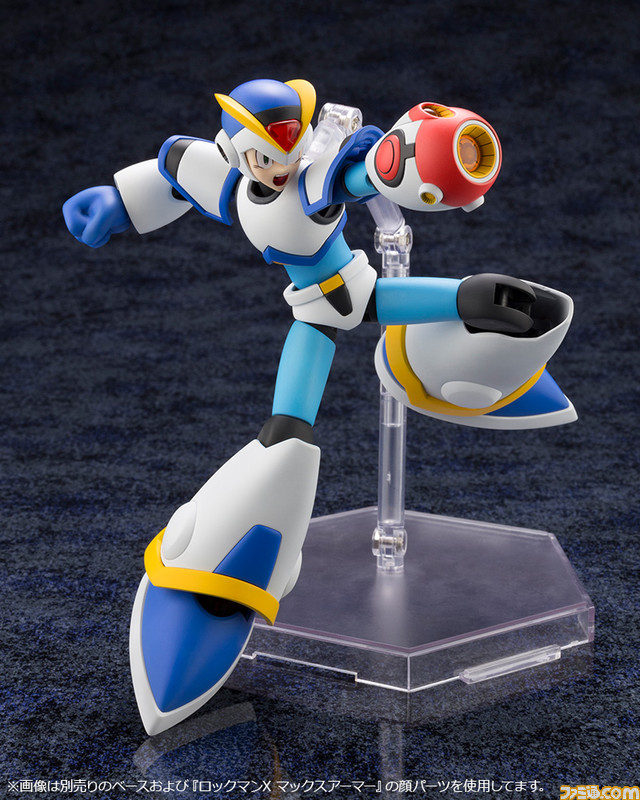 『ロックマンX』より強化パーツをまとったフルアーマー状態の“エックス”が初のプラモデル化! ダッシュやチャージバスターも再現可能なエフェクトパーツも付属
