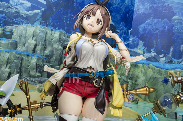 『ライザ3』等身大フィギュアで彼女の成長を確認しよう。会場スタッフ「後ろからのアングルがおすすめです」【TGS2022】