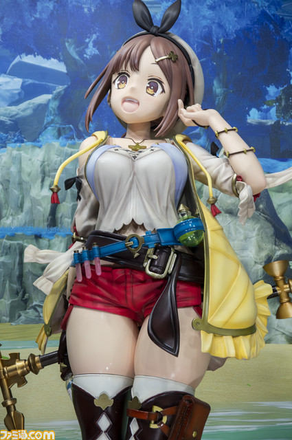 『ライザ3』等身大フィギュアで彼女の成長を確認しよう。会場スタッフ「後ろからのアングルがおすすめです」【TGS2022】