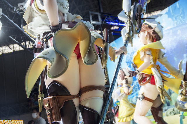 『ライザ3』等身大フィギュアで彼女の成長を確認しよう。会場スタッフ「後ろからのアングルがおすすめです」【TGS2022】