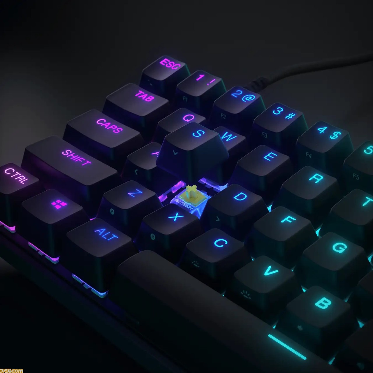 SteelSeries ゲーミングキーボード ミニサイズ Apex Mini JP 有線 日本語配列 OptiPoint光学スイッチ 搭 