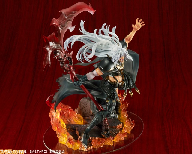 アニメ『BASTARD!!-暗黒の破壊神-』ダーク・シュナイダー、シーン・ハリのフィギュアが登場。メディコス限定でシーン・ハリのアクリルスタンドが付属