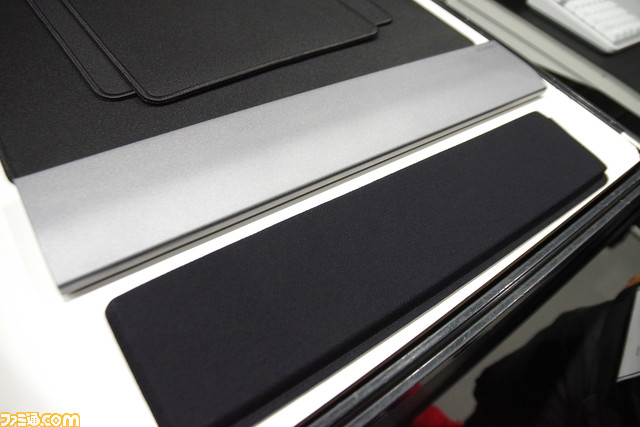 『REALFORCE』最新ゲーミングキーボードが展示中。キー荷重30g・静音スイッチ採用で2023年発売予定。R3用カスタムパネルはチョコミントカラーやピンクなど、かわいい仕上がり【TGS2022】