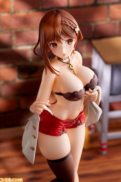 『ライザのアトリエ2』着替え中のワンシーンをとらえた主人公・ライザのフィギュアが登場。抜群のプロポーションで思わず目が釘付けに