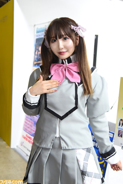 TGS2022を彩った厳選コンパニオン＆コスプレイヤー30連発！ 『龍が如く 維新！ 極』新選組衣装のセクシー美女らが勢ぞろい【TGS2022】