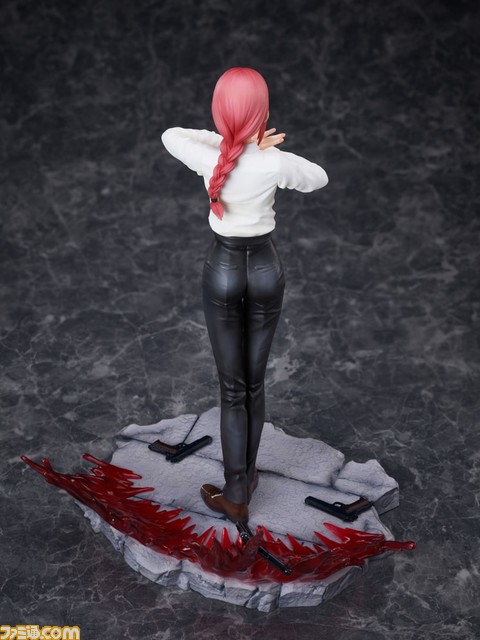 『チェンソーマン』マキマが1/7スケールフィギュアになって登場。ミステリアスな表情に、お決まりのスーツ姿で作中の印象的なシーンを再現。10月12日より“F:NEX”にて予約開始