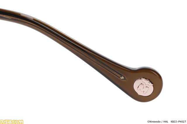 『星のカービィ』とZoffのコラボメガネが登場。フレームにはカービィやワドルディなどをデザイン、他にもポーチやマスコットクリーナーなどコレクションにも最適なアイテムが発売