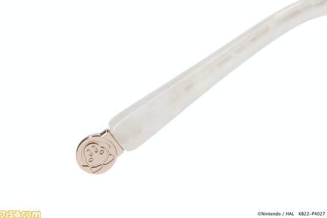 『星のカービィ』とZoffのコラボメガネが登場。フレームにはカービィやワドルディなどをデザイン、他にもポーチやマスコットクリーナーなどコレクションにも最適なアイテムが発売