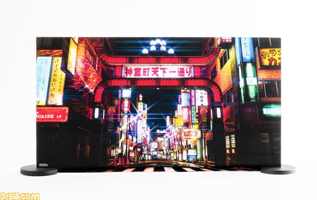 『龍が如く』TGS2022先行販売グッズがセガストアで予約受付開始。桐生、真島、春日の顔がついたハンガーや、神室町と伊勢佐木異人町のジオラマスタンドが登場