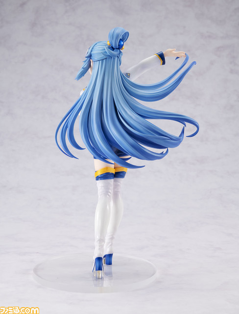 『このすば』フィギュアから“アクア レースクイーンver.”が新登場、本日(10/14)より予約受付開始。アクシズ教マーク入りのパラソル、元気いっぱいのポージングなどがアクアらしい