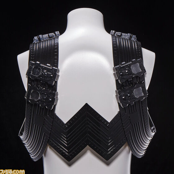 仮面ライダーW』エターナルの“マックスジャケットセット”が登場