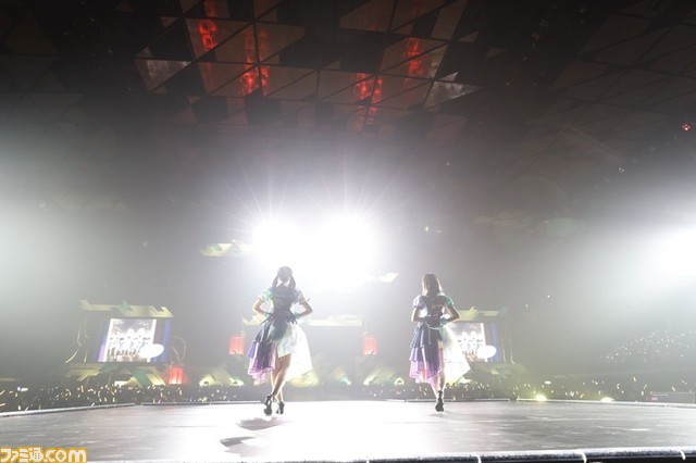 『シャニマス』対バンライブ“ムゲンビート”1日目リポート。イルミネによる『幻惑SILHOUETTE』、シーズの新曲『Fashionable』『Bouncy Girl』のお披露目などサプライズ満点のステージに!