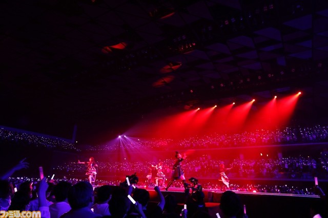 『シャニマス』対バンライブ“ムゲンビート”2日目リポート。各ユニットのステージや“アンティーカ”が『太陽キッス』を披露したシャッフルパートを通じて、改めて283プロのアイドルの魅力を再認識できるライブに