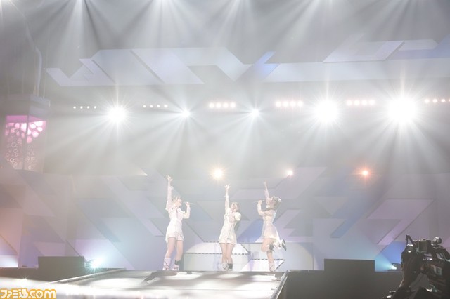 『シャニマス』対バンライブ“ムゲンビート”2日目リポート。各ユニットのステージや“アンティーカ”が『太陽キッス』を披露したシャッフルパートを通じて、改めて283プロのアイドルの魅力を再認識できるライブに