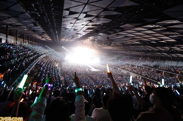 『シャニマス』対バンライブ“ムゲンビート”2日目リポート。各ユニットのステージや“アンティーカ”が『太陽キッス』を披露したシャッフルパートを通じて、改めて283プロのアイドルの魅力を再認識できるライブに