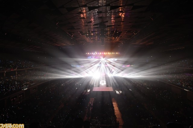 『シャニマス』対バンライブ“ムゲンビート”2日目リポート。各ユニットのステージや“アンティーカ”が『太陽キッス』を披露したシャッフルパートを通じて、改めて283プロのアイドルの魅力を再認識できるライブに