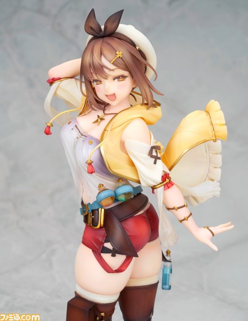 『ライザのアトリエ』主人公・ライザの1/7スケールフィギュアが予約受付中。柔らかそうな胸元や太ももが目を惹く抜群のプロポーションが立体化