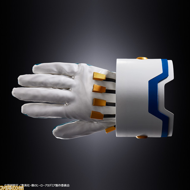 『ヒロアカ』デクの身に着けているグローブが1/1スケールのなりきりグッズとして登場。必殺技“デラウェアスマッシュエアフォース”などのセリフが多数収録