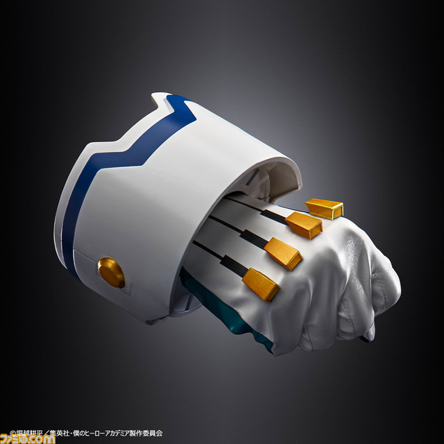 『ヒロアカ』デクの身に着けているグローブが1/1スケールのなりきりグッズとして登場。必殺技“デラウェアスマッシュエアフォース”などのセリフが多数収録