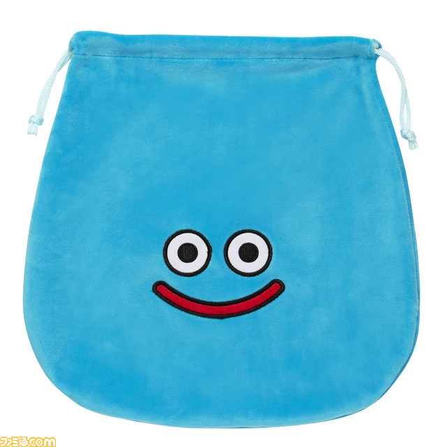 『ドラゴンクエスト 』スライムにどうぐをあずけることができるウォールポケットやクッションにもなる掛け布団収納カバー、大きな巾着などおかたづけグッズ3種が発売