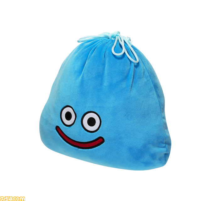 『ドラゴンクエスト 』スライムにどうぐをあずけることができるウォールポケットやクッションにもなる掛け布団収納カバー、大きな巾着などおかたづけグッズ3種が発売