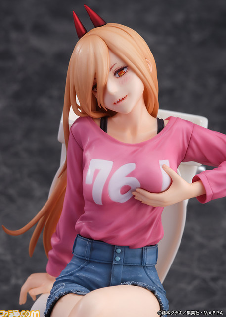 アニメ『チェンソーマン』第4話の天使なシーンを立体化。トイレに座った妖艶な笑みのパワーがとっても魅力的！