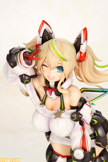 『PSO2』より“マトイ -Nidy-2D-Ver.-”、『PSO2es』より“ジェネ(ステラメモリーズVer.)”の再生産が決定。購入すると各キャラのA3タペストリーが付属