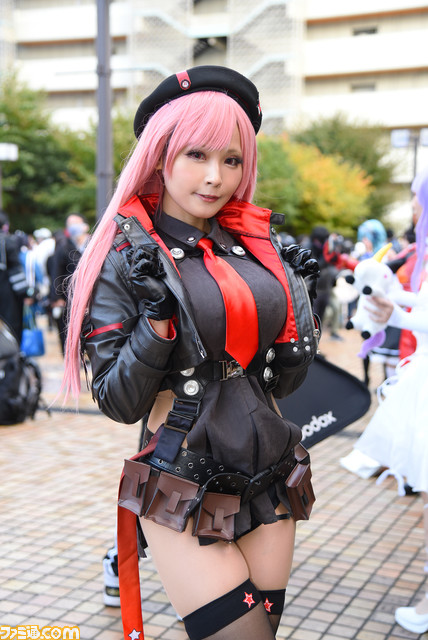 『NIKKE』ラピから『ヴァンパイア』モリガン、『原神』刻晴まで! “池袋ハロウィン2022”を彩ったコスプレイヤーたち【コスプレ写真30連発】