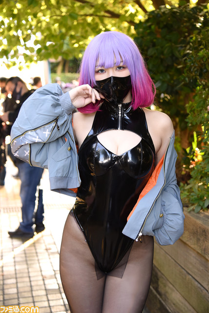 『NIKKE』ラピから『ヴァンパイア』モリガン、『原神』刻晴まで! “池袋ハロウィン2022”を彩ったコスプレイヤーたち【コスプレ写真30連発】