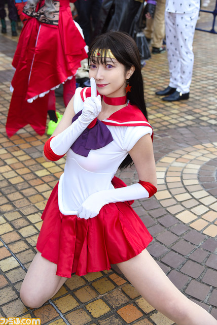 『NIKKE』ラピから『ヴァンパイア』モリガン、『原神』刻晴まで! “池袋ハロウィン2022”を彩ったコスプレイヤーたち【コスプレ写真30連発】