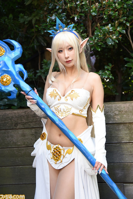 『チェンソーマン』マキマとレゼや『アズレン』エンタープライズ、『サイバーパンク エッジランナーズ』が何ともクール! “池袋ハロウィン2022”を沸かせた美麗コスプレイヤーたち【コスプレ写真30連発】