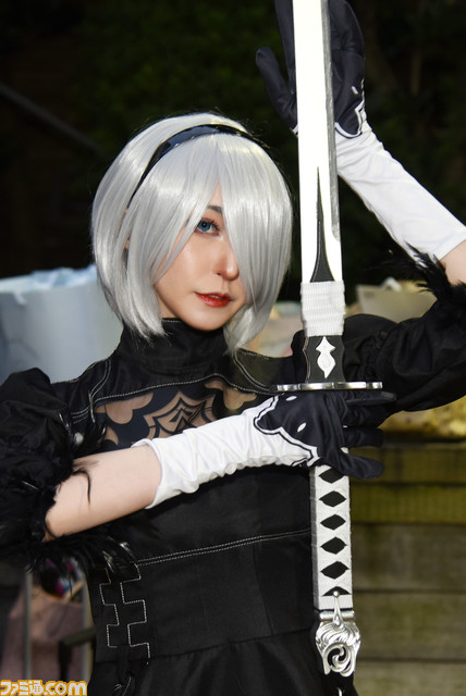 『チェンソーマン』マキマとレゼや『アズレン』エンタープライズ、『サイバーパンク エッジランナーズ』が何ともクール! “池袋ハロウィン2022”を沸かせた美麗コスプレイヤーたち【コスプレ写真30連発】