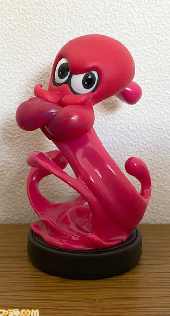 『スプラトゥーン3』amiibo(アミーボ)でもらえるギアまとめ。スクールブレザー、ひれおくん、ヒメイトパーカーなど一挙紹介【スプラ3】
