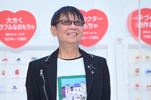 堀井雄二氏や日野晃博氏らがグリコのおもちゃをデザイン! 約500点に