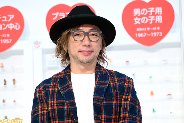 堀井雄二氏や日野晃博氏らがグリコのおもちゃをデザイン! 約500点に